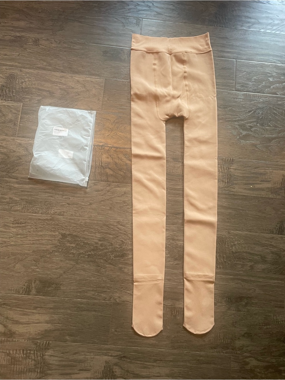 NWT Fleece Lined Footed Nude Leggings - Beige/Tan Size Small